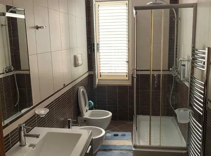 Albjona Bed & Breakfast *