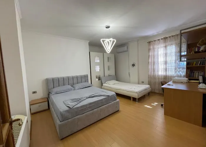 Oda ve Kahvaltı Albjona