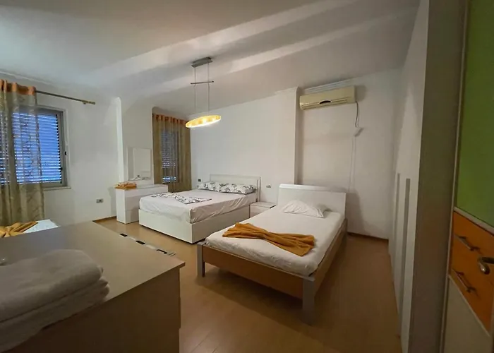 Bed & Breakfast Albjona *