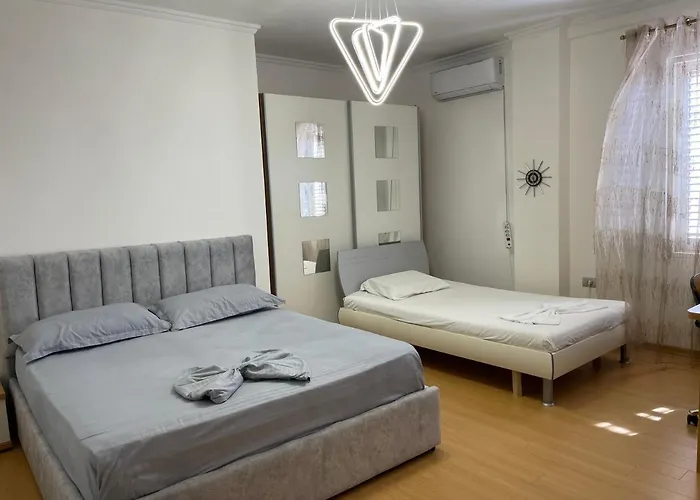 Oda ve Kahvaltı Albjona Tiran